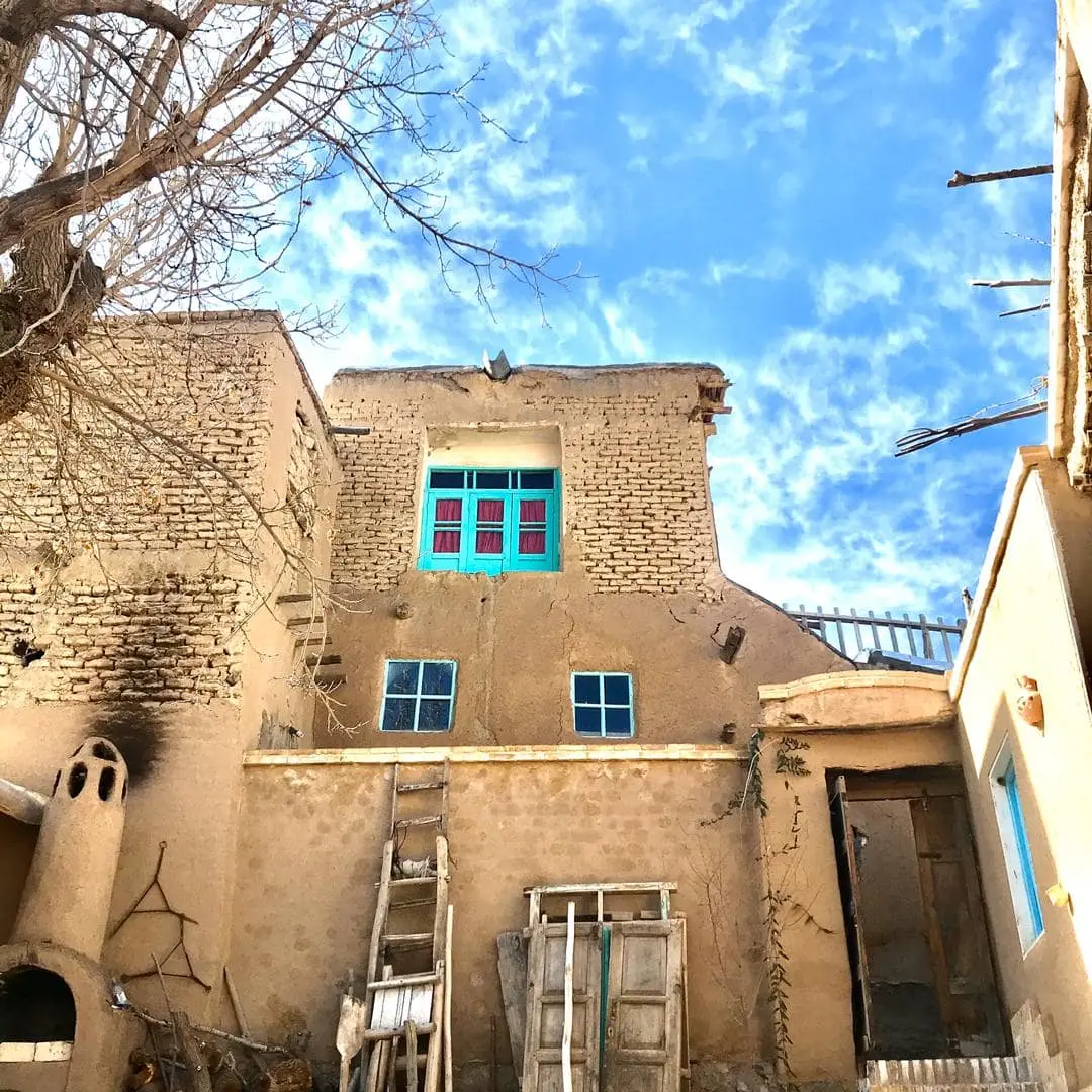 اتاق بالاخونه خانه برزک
